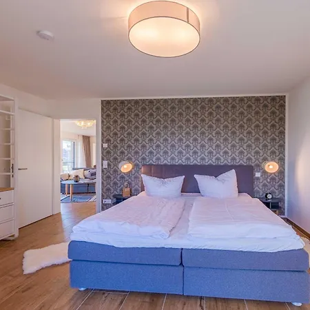 Am Luetten - In Der Hafenresidenz Mit Terrasse & Mueritzblick